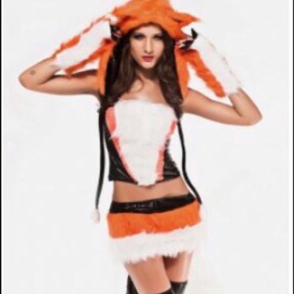 J valentine costume size small